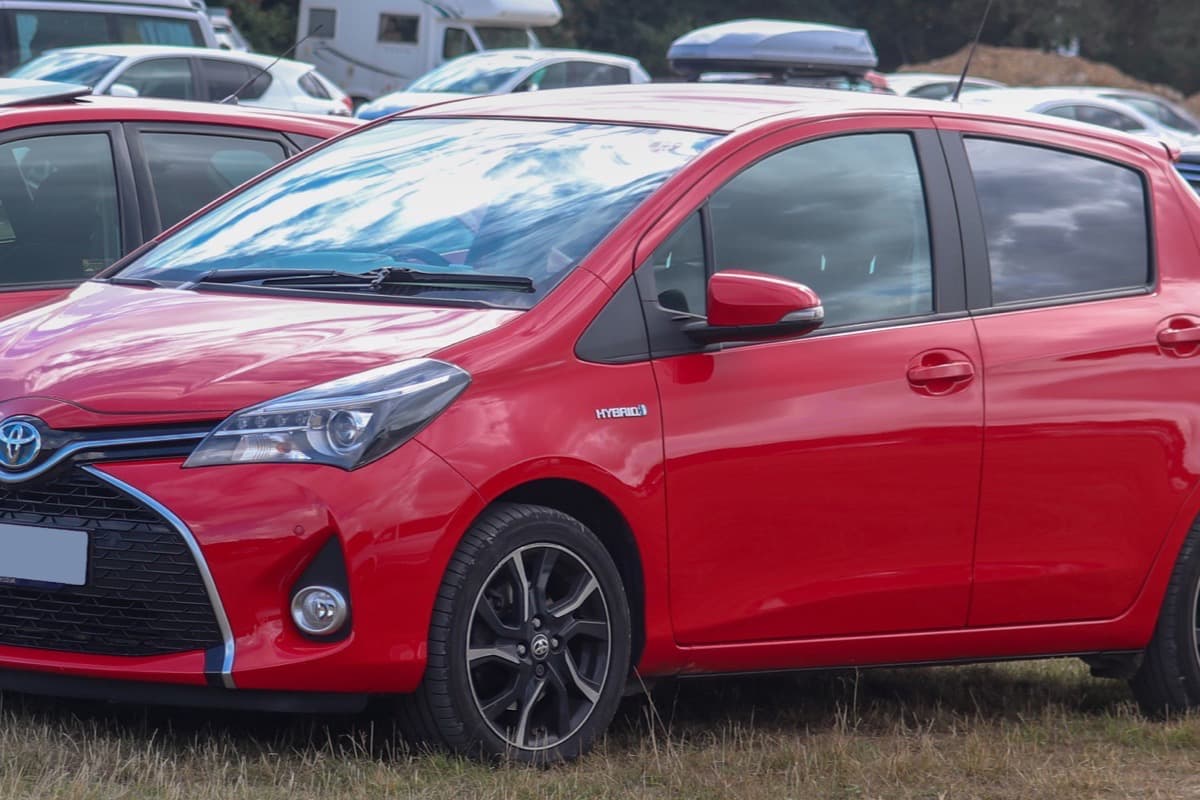Toyota Yaris Hybride 100h (2016)